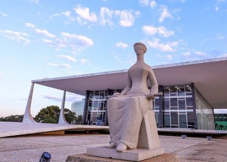 STF publica acórdão do julgamento que condenou Bolsonaro e outros sete réus