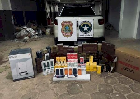 Duas cargas de celulares ilegais são apreendidas em rota da fronteira de MS