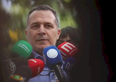 Médico de Bolsonaro detalha cirurgia e não descarta novo procedimento