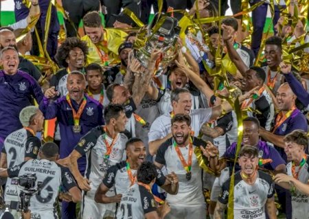 Corinthians vence Vasco por 2 a 1 e garante tetracampeonato da Copa do Brasil