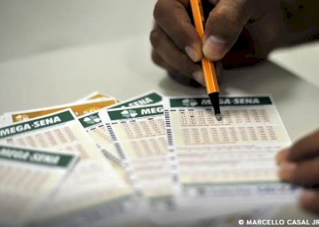 Mega-Sena sorteia prêmio estimado em R$ 32 milhões neste sábado