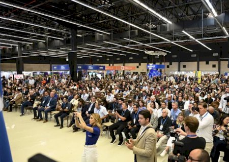 Angélica marca presença no 4º Congresso dos Municípios de Mato Grosso do Sul