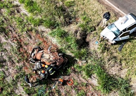 IVINHEMA: Acidente frontal na BR-376 deixa uma vítima fatal e cinco feridos, próximo a Amandina