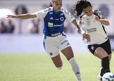 Corinthians vence Cruzeiro e fica a um empate das semifinais