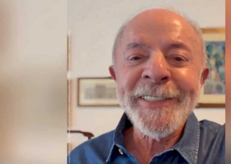 Lula defende fim da escala 6x1 e pede pressão popular sobre votação